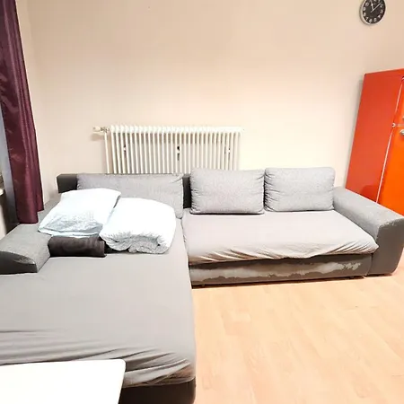 Spacious For Group - 15 Min From Airport & Center, 5 Min From Main-bus Station Ez11 Apartment Vienna