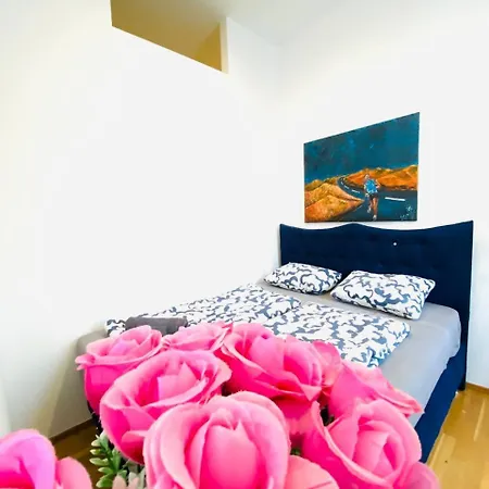 Cozy In Brigittenau Area Mm23 Homestay *