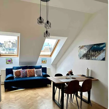 Appartement Klimatisiertes Dachgeschoss In Zentrum Wiens
