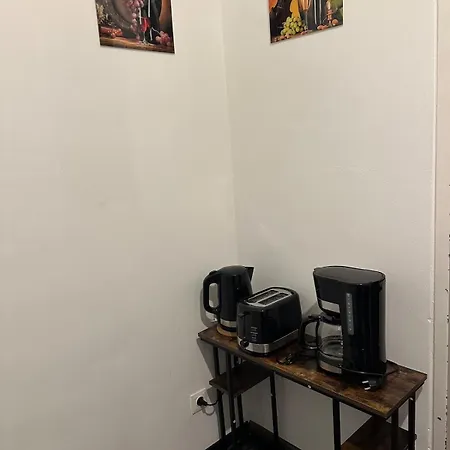 Zentral Gelegene Altbauwohnung * Vienna