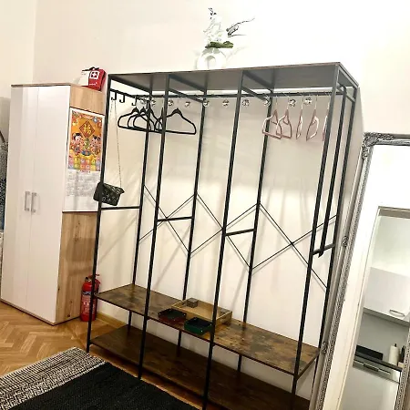 Appartamento Zentral Gelegene Altbauwohnung *