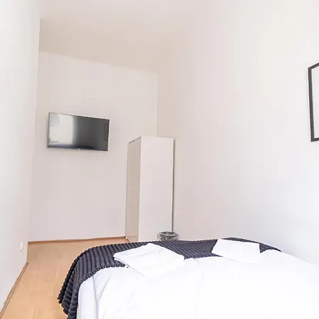 Sweet 3br Shared Near Wiener Stadthalle & 公寓 维也纳