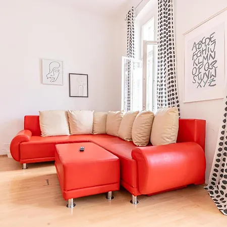 Sweet 3br Shared Near Wiener Stadthalle & 公寓