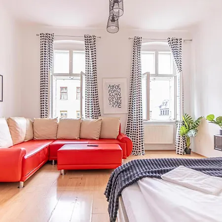 公寓 Sweet 3br Shared Near Wiener Stadthalle & *
