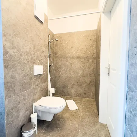 Hills Living Apartahotel Viena