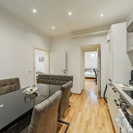 Belvedere Spacious Apartamento