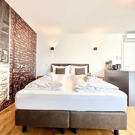 Apartament Moebliertes Mit Balkon *