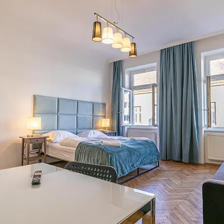 Comfortable & Amazing 2 Bedroom Hideaway W Local Flair * Viena