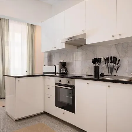 16 Guests I 4br I Near Danube I 5 Min To U1 * Viena
