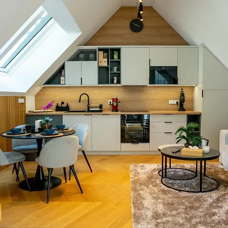 Luxury Penthouse With Terrace *