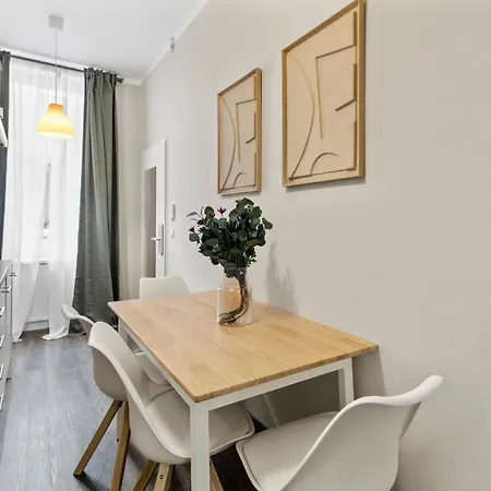 Modern Bright I Close To S-bahn I 5 Min To Shopping Mall Apartment Vienna
