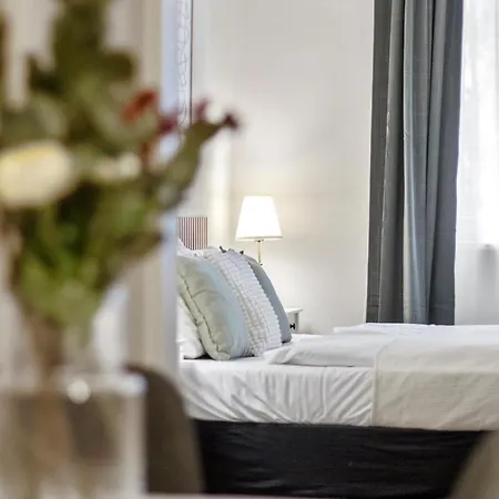 Modern Bright I Close To S-bahn I 5 Min To Shopping Mall