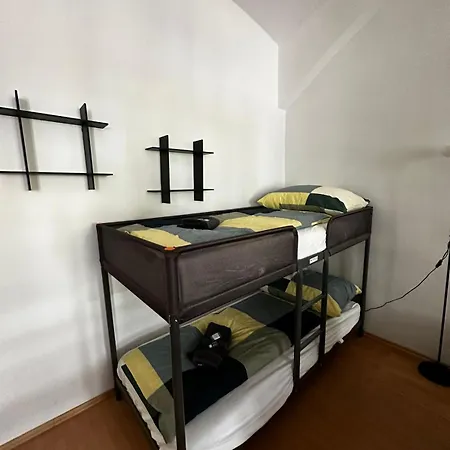 Spacious Austrian Style Close To Center Landstrasse Apartamento