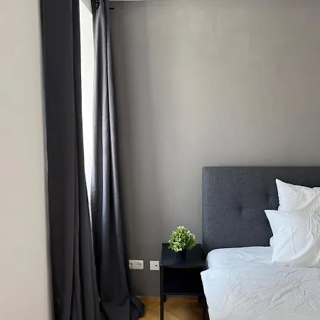 100qm, Balcony, Near Center, Schoenbrunn, Attic - Axara Housing Osw 1 32