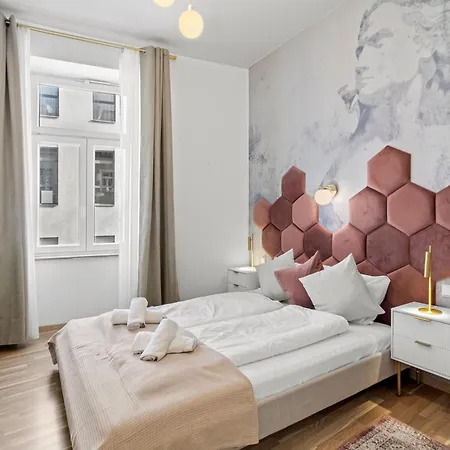 Hotel Modern City-view In The Heart Of Vienna