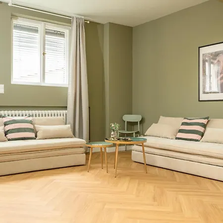Palais Palffy Suits Apartamento *