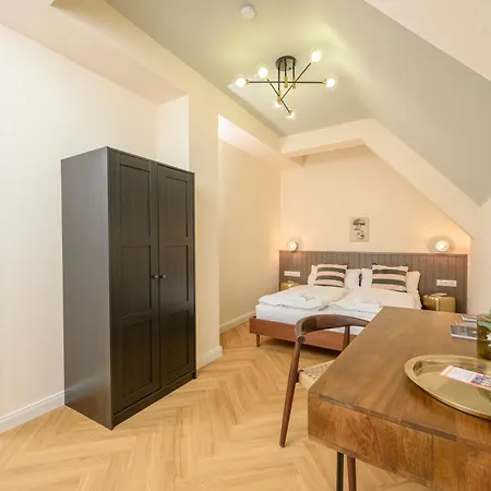 Palais Palffy Suits * Viena