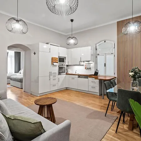 Apartmán Long Term Stay I 5 Minutes To Metro I Next To Belvedere Palace