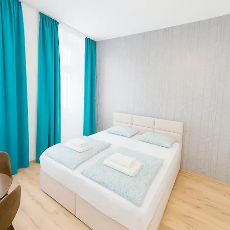 Appartamento Rd Real 4 *