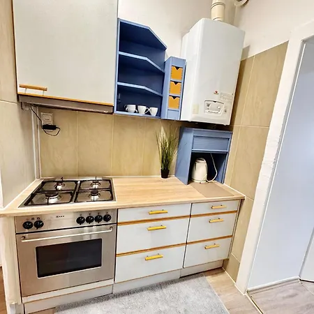 Lovely - 15 Min From Airport & Center, 5 Min From Main-bus Station Ez10a Viena