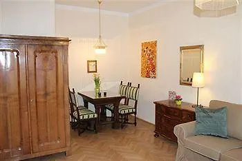 Hermine Apartment *