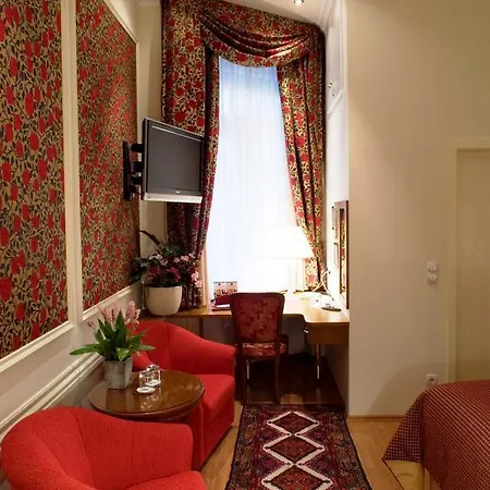 Hotel Arenberg Boutique Zentrum 4*