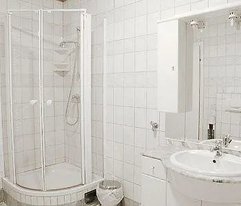 Cyrus B&B Viena