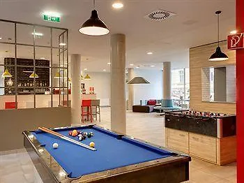 Meininger Downtown Franz Hotel 3*