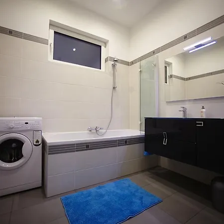 Prater Apartment *