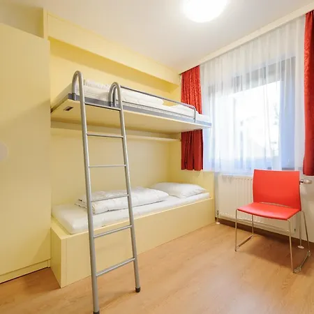 Hütteldorf Hostel Bécs