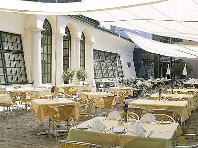 Gartenhotel Altmannsdorf 4*