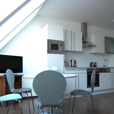 Alga Am Westbahnhof Apartmán