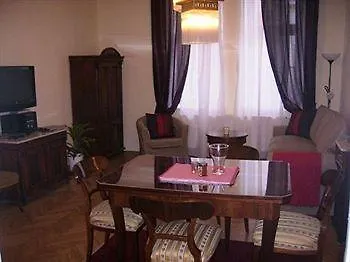 Hermine Apartment