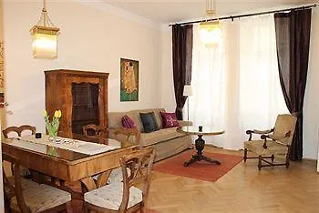 Hermine Apartment *