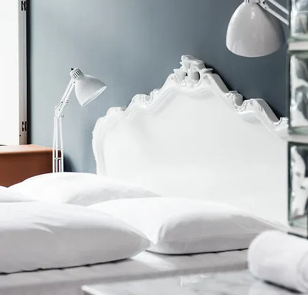 Hotel Grand Ferdinand - Your In The Center 5*