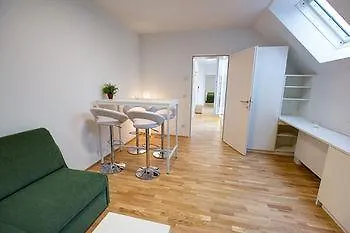 Aparthotel Smart Living - Wien Hauptbahnhof - Self Check-in 4*