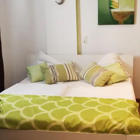 Apartment Checkvienna - Sternwartestrasse *