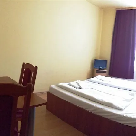 In Hernals Hotel 2*