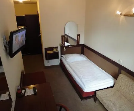 Continental Hotel-pension 4*