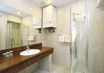 Continental Hotel-pension Bed & Breakfast 4*