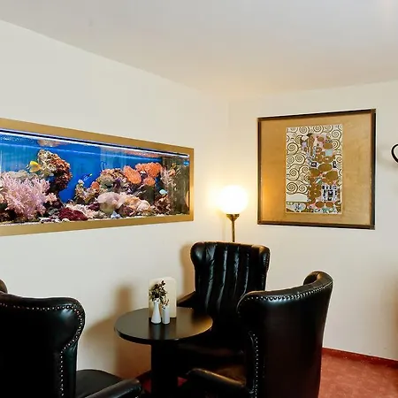 Johann Strauss 4* Wenen