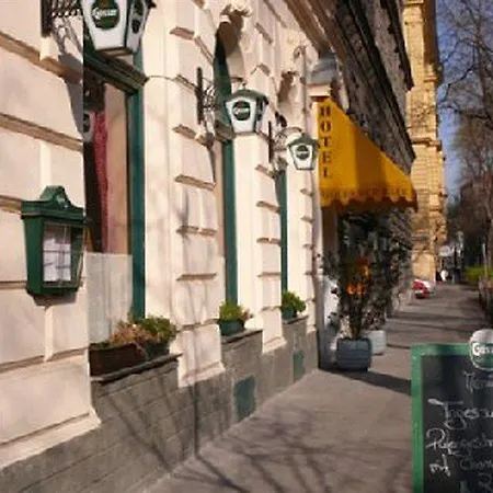 Hotel Riess - Self Check-in 3*