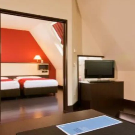 Hotel Nh 4*