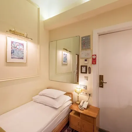 Hotel Arenberg Boutique Zentrum 4*