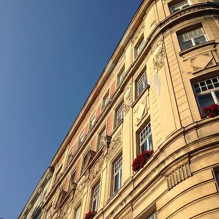 Big Vintage Style Flat Near Schonbrunn Apartment *