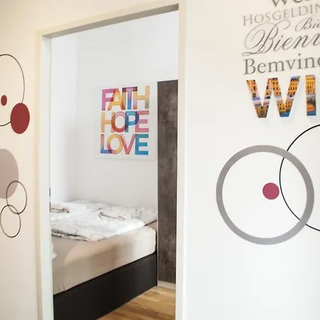 Urban Flats Danube Apartment Vienna