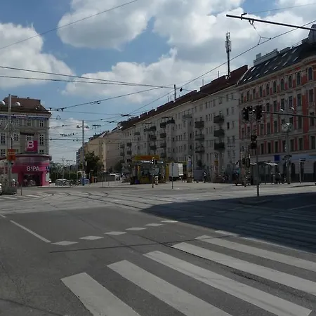 Streetview Wien - Premium Beim Belvedere Viena