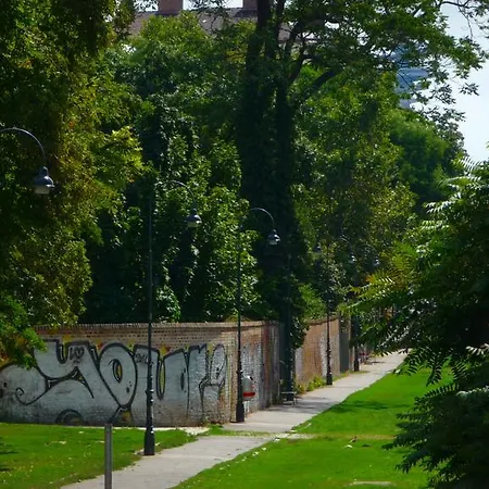 Streetview Wien - Premium Beim Belvedere *