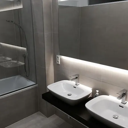 Square7 Apartment Vienna