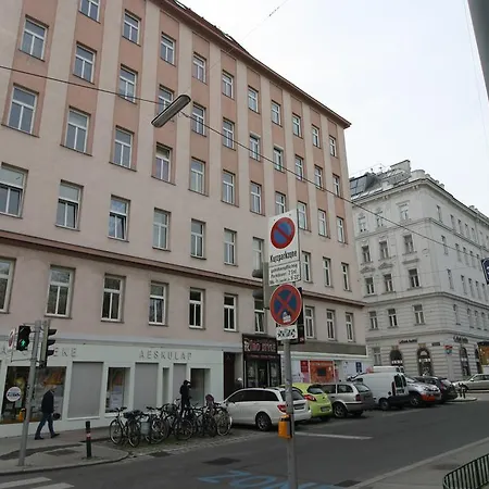 Alt * Vienna